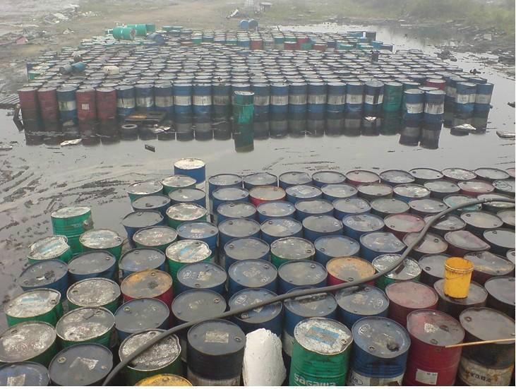 深圳市华新废油回收有限公司-工业废液压油回收